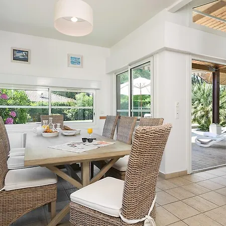 Madame La Prade 4* モリエ・エマー