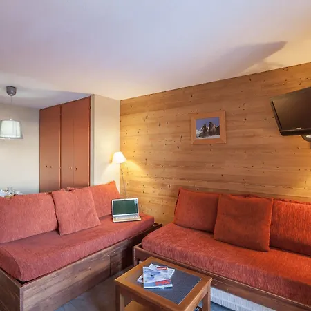 ホリデーパーク Madame La Prade モリエ・エマー