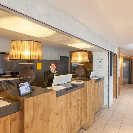 Madame La Prade Üdülőpark 4*