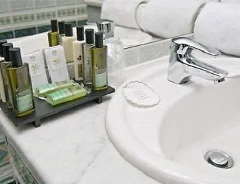 Vakantiepark Madame La Prade 4*